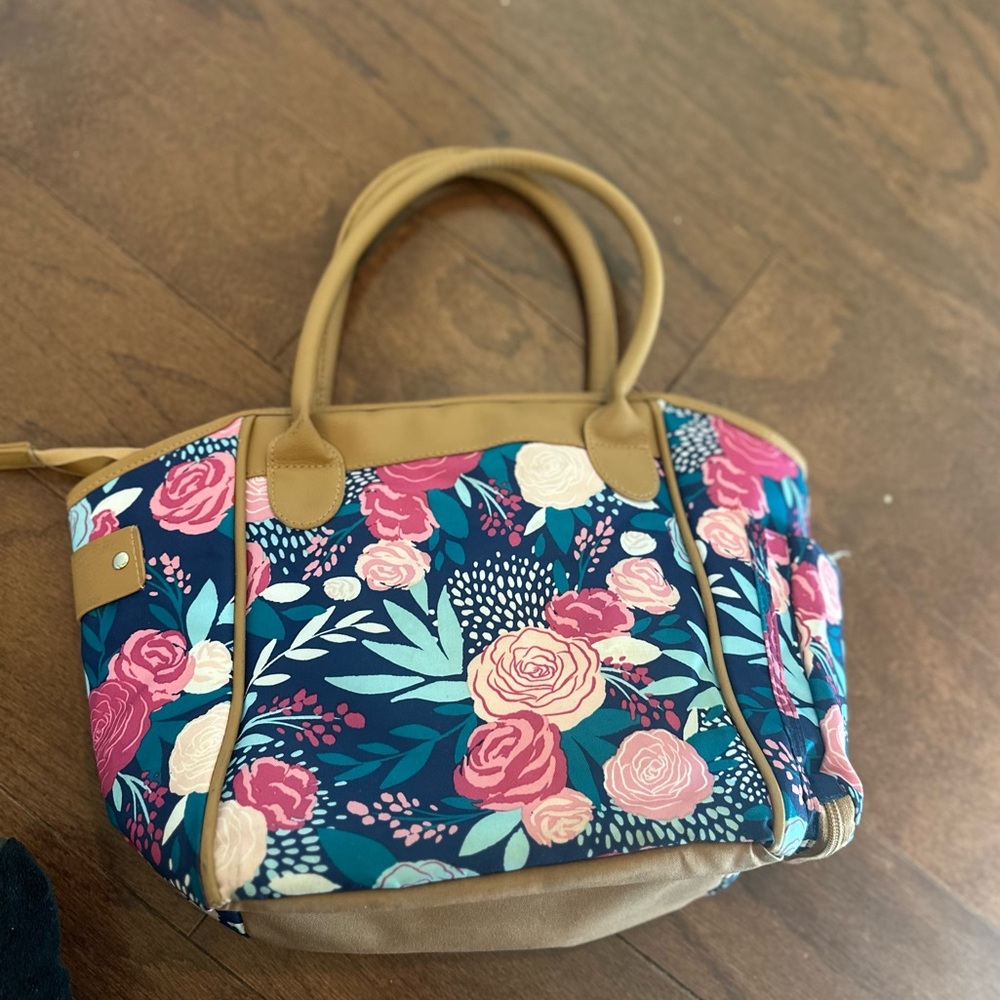 Fit & Fresh Lunch Bag Floral Print Insulated Inside Zipper Closure Extra Pockets